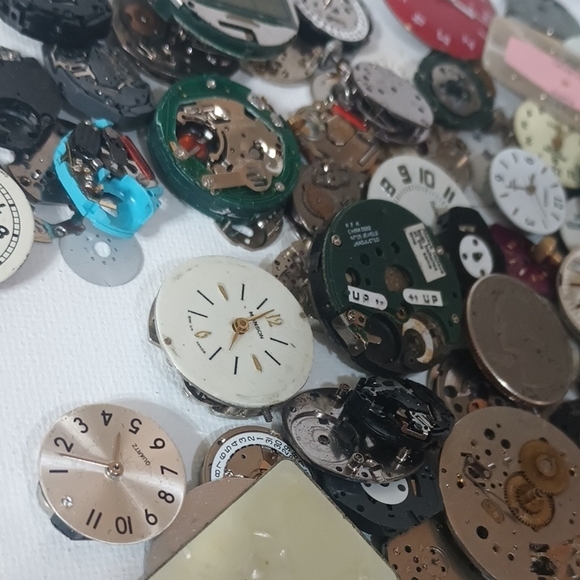 Assorted Watch Faces - Mixed Colors - Picture 3 of 6